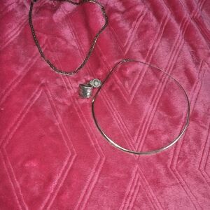 Silver, Gold. Diamond Jewelery Neecklace Ring Set